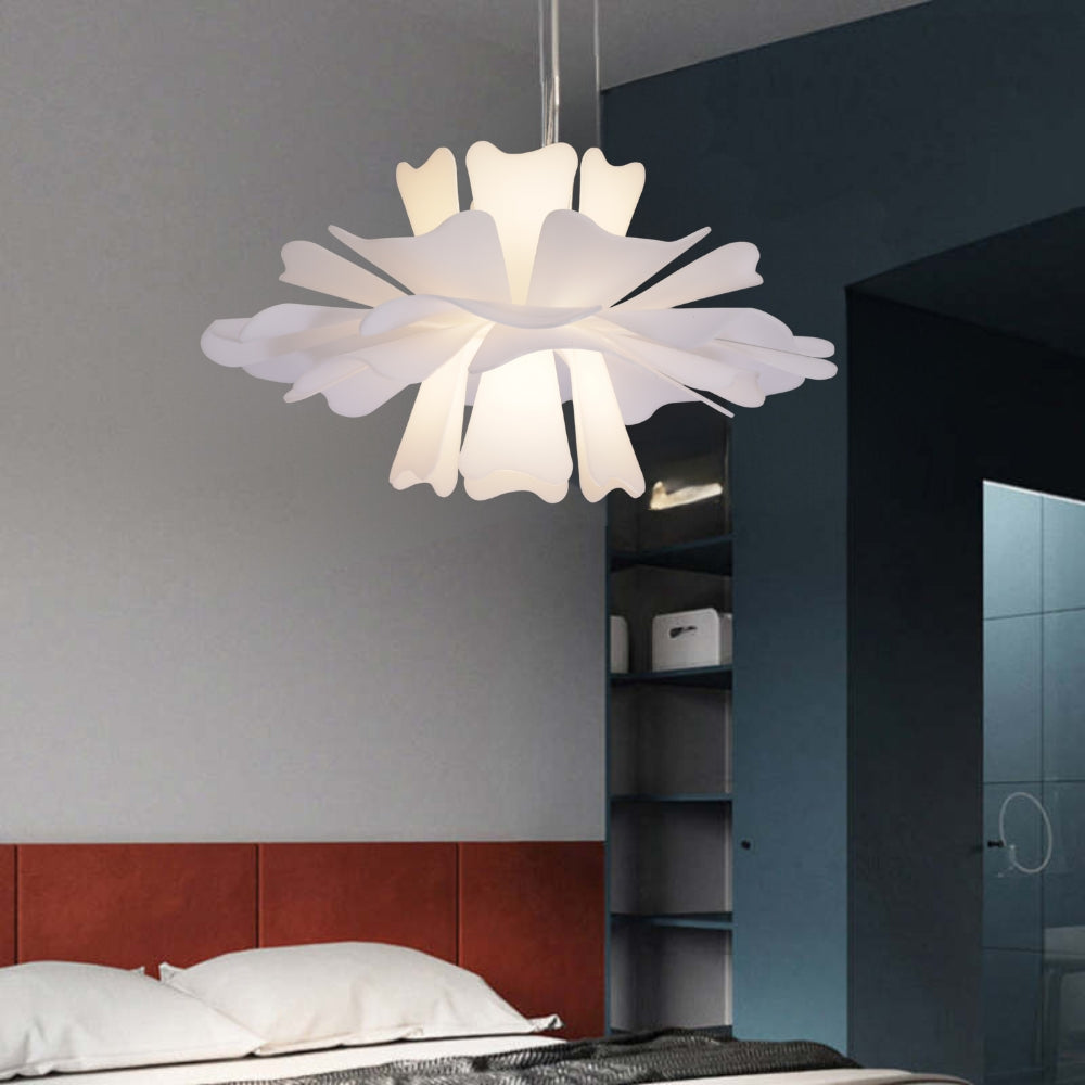 LumenBlume Charmante Blumenpendelleuchte in Weiß – Ideal für Esszimmer & Wohnzimmer